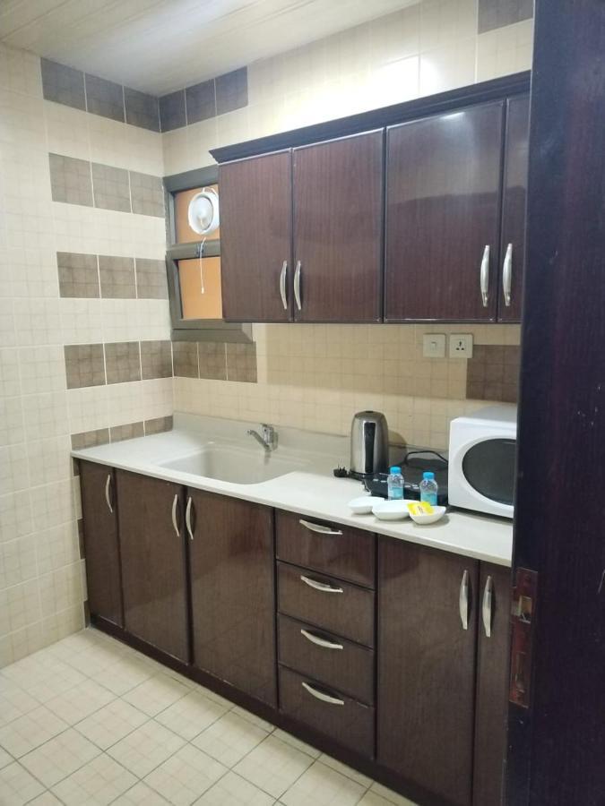 Blue Sands Al Durrah Furnished Units Дамам Екстериор снимка